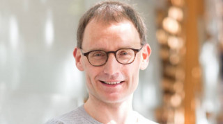 Κορωνοϊός - Βρετανία: Σύμβουλος της κυβέρνησης παραιτήθηκε αφού έσπασε την καραντίνα