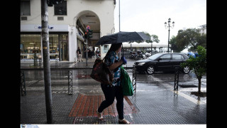 Απότομη αλλαγή στο σκηνικό του καιρού - «Άνοιξαν» οι ουρανοί στη Θεσσαλονίκη