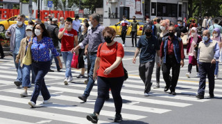 Ερντογάν: Έχουμε μείνει πίσω στην μάχη κατά της πανδημίας
