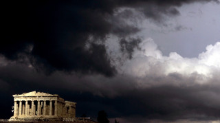 «Συννεφιασμένος» Αύγουστος για κορωνοϊό και τουρισμό