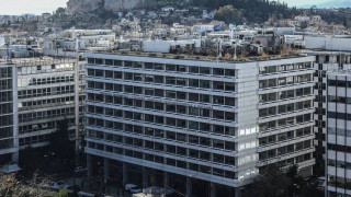 Σενάριο για μείωση 50% της εισφοράς αλληλεγγύης