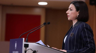 Πελώνη: Ο ΣΥΡΙΖΑ λαϊκίζει και διχάζει - Θέλει η κυβέρνηση να αγνοήσει τους ειδικούς;