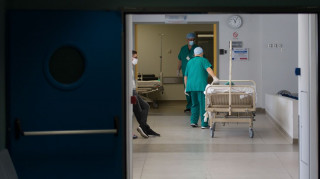 Μετάλλαξη Όμικρον - Κρήτη: «Συναγερμός» για τον εντοπισμό δύο κρουσμάτων