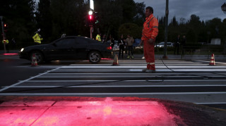 «Έξυπνους» αισθητήρες για τους παραβάτες σε διαβάσεις και ράμπες ΑμΕΑ επιστρατεύει ο Δήμος Αθηναίων