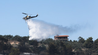 Meteo: Παραμένουν οι δύσκολες πυρομετεωρολογικές συνθήκες - Δορυφορική εικόνα από το Σχηματάρι