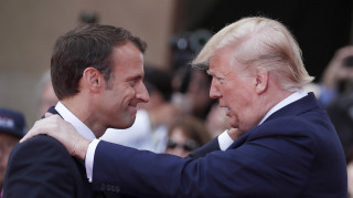 Rolling Stone: Ο Τραμπ καυχιόταν ότι είχε πληροφορίες για τη σεξουαλική ζωή του Μακρόν