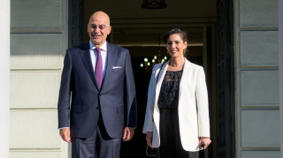 Συνάντηση Δένδια με την ΥΠΕΞ Βελγίου - Τι συζήτησαν