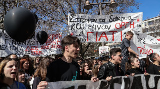 «Παραλύει» η χώρα σήμερα από τη γενική απεργία - Ποιοι συμμετέχουν και πώς θα κινηθούν τα ΜΜΜ