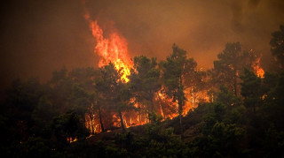 Βασικό θέμα στα γερμανικά ΜΜΕ οι πυρκαγιές στη Ρόδο