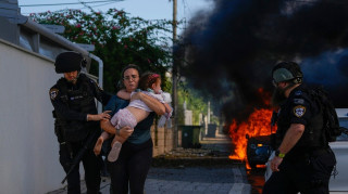 Νετανιάχου: Το Ισραήλ είναι σε πόλεμο - Διπλή επίθεση της Χαμάς