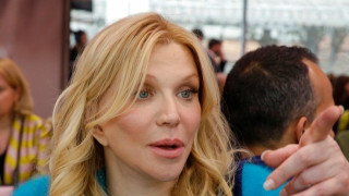 Νέα σειρά του BBC με παρουσιάστρια την Κόρτνεϊ Λαβ - Θα συζητά με γυναίκες που την έχουν επηρεάσει