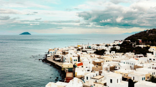 Τα καλύτερα ελληνικά νησιά για το 2024 σύμφωνα με το National Geographic
