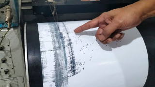 Σεισμός 6,7 Ρίχτερ στην Ινδονησία - Δεν υπάρχει κίνδυνος για τσουνάμι