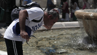 Καιρός: Εκρηκτικό «κοκτέιλ» ζέστης και σκόνης - Έρχονται 38άρια τις επόμενες ημέρες