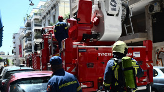 Φωτιά σε διπλοκατοικία στο Χαλάνδρι - Στο νοσοκομείο με εγκαύματα δύο ηλικιωμένοι