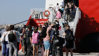 Μηχανική βλάβη σε πλοίο - Ταλαιπωρία για 340 επιβάτες