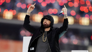 Το νέο του άλμπουμ του Eminem έχει διχάσει κριτικούς και κοινό