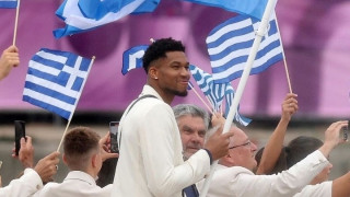 Αντετοκούνμπο: «Πουλούσα ρολόγια στην Αθήνα τώρα έχω ρολόι με το όνομά μου»