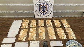 Συνελήφθη υπάλληλος του ΕΦΚΑ που απαίτησε 4.000 ευρώ από πολίτη - Στο «κόλπο» και ο σύζυγος της