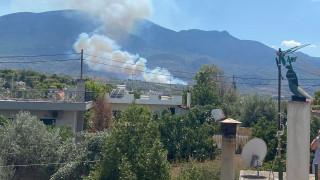 Φωτιά στον Βαρνάβα: Πού έχει επιβληθεί εκτροπή της κυκλοφορίας οχημάτων