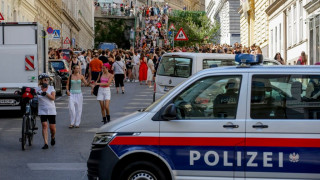 Βιέννη: Αυξημένα μέτρα ασφαλείας για τη συναυλία των Coldplay, μετά την ακύρωση της Τέιλορ Σουίφ