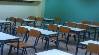Εύβοια: Μαθήτρια τραυματίστηκε μετά από πτώση φωτιστικού σε σχολική τάξη