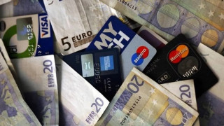Πώς θα κερδίσετε 1.000 ευρώ - «Κληρώνει» για 8.500 προπληρωμένες κάρτες επιδομάτων