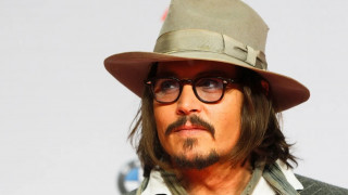 «Ebenezer: A Christmas Carol»: Ηχηρά ονόματα πλαισιώνουν τον Τζόνι Ντεπ στη νέα ταινία