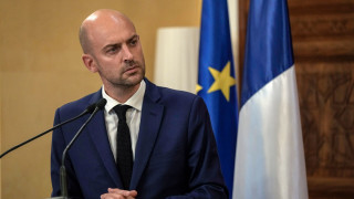 Γάλλος υπουργός Εξωτερικών: «Nα μην προδικάζονται οι πράξεις της κυβέρνησης Τραμπ για την Ουκρανία»