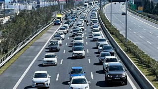 Στο «κόκκινο» η κίνηση σε Κηφισό και κέντρο - Καθυστερήσεις στην Αττική Οδό