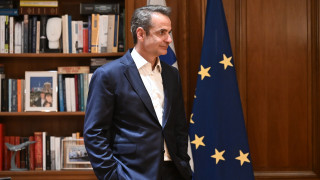 Τετ-α-τετ Μητσοτάκη με τον γιο του Χαφτάρ στο Μέγαρο Μαξίμου