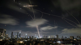 Οι οικογένειες των διπλωματών εγκαταλείπουν το Ισραήλ - Κλειστή και η πρεσβεία των ΗΠΑ