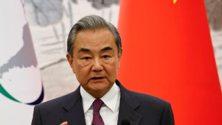 Κίνα για πόλεμο στη Μέση Ανατολή: «Δεν πρέπει να επιστρέψουμε στον νόμο της ζούγκλας»