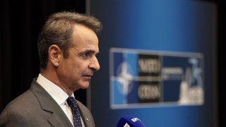 Μητσοτάκης από Χάγη: Δεσμευόμαστε να δαπανήσουμε στην άμυνα πάνω από 25 δισ. τα επόμενα 12 χρόνια