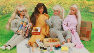 Barbie: Κυκλοφόρησε η πρώτη κούκλα με διαβήτη τύπου 1