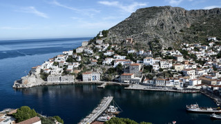 Gov.gr: Διαθέσιμες από σήμερα 17/7 οι αιτήσεις για αποβίβαση οχημάτων στην Ύδρα