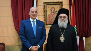 Δένδιας στον Πατριάρχη Αντιοχείας: «Προτεραιότητά μας η προστασία της χριστιανοσύνης»