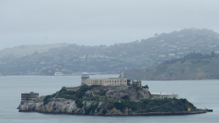 Axios: Η επαναλειτουργία του Αλκατράζ μπορεί να στοιχίσει δύο δισ. - Όλες οι επιλογές Τραμπ