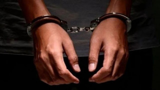 Κόρινθος: Συνελήφθη 43χρονος για πορνογραφία ανηλίκων - Φωτογράφιζε γυναίκες και παιδιά σε παραλία