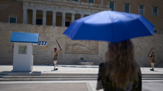 Νέο έκτακτο δελτίο ΕΜΥ: «Παράταση» καύσωνα μέχρι την Κυριακή - Την Τρίτη η χειρότερη ημέρα