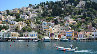 Πρόταση για τέλος τριών ευρώ στους ημερήσιους επισκέπτες στη Σύμη