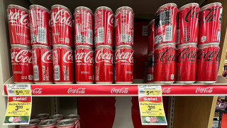 Coca-Cola: Σύντομα στα ράφια η νέα έκδοση με τις προδιαγραφές Τραμπ