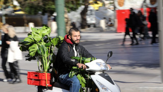 Νέος ΚΟΚ: Διαπιστώθηκαν πάνω από 2.500 παραβάσεις για μη χρήση κράνους σε μια εβδομάδα