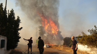 Πολύ υψηλός κίνδυνος πυρκαγιάς και αύριο - Οι περιοχές που βρίσκονται σε πορτοκαλί συναγερμό