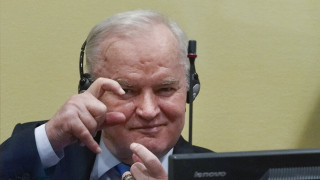 Χάγη: Παραμένει στη φυλακή ο Μλάντιτς - Απορρίφθηκε το αίτημα αποφυλάκισής του