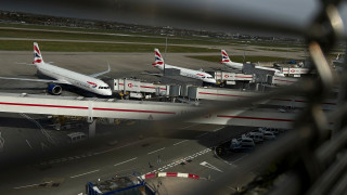 Νέες ακυρώσεις πτήσεων στο Χίθροου και σήμερα, μία ημέρα μετά τη βλάβη στον εναέριο έλεγχο