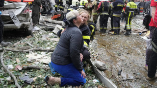 Μια νεκρή και 20 τραυματίες σε νυχτερινά πλήγματα της Ρωσίας στο Κίεβο