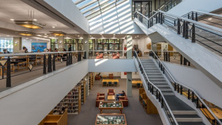 Πόσο σύγχρονες είναι, τελικά, οι υποδομές των σχολών μας;