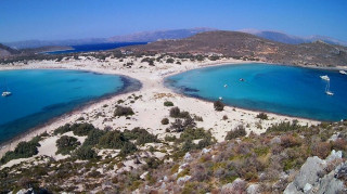 Ελαφόνησος: Το ψαρονήσι που έγινε αγαπημένος προορισμός - Εκεί που η φύση συναντά την παράδοση
