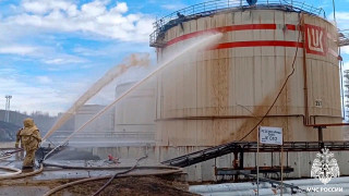 Ρωσία: Πυρκαγιά σε διυλιστήριο έπειτα από επιδρομή drones της Ουκρανίας